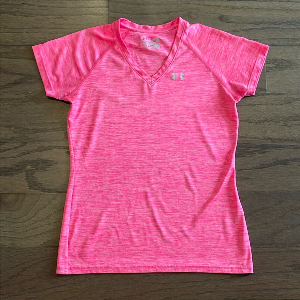 Under Armour Pink V-neck Short Sleeve Tee - Size S